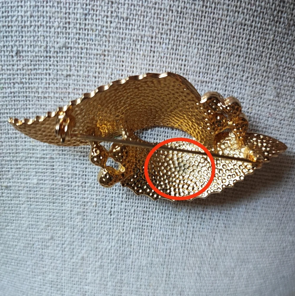Vintage Light Blue Clear Aurora Borealis Gold Tone Rhodium Unsigned Brooch 1950s